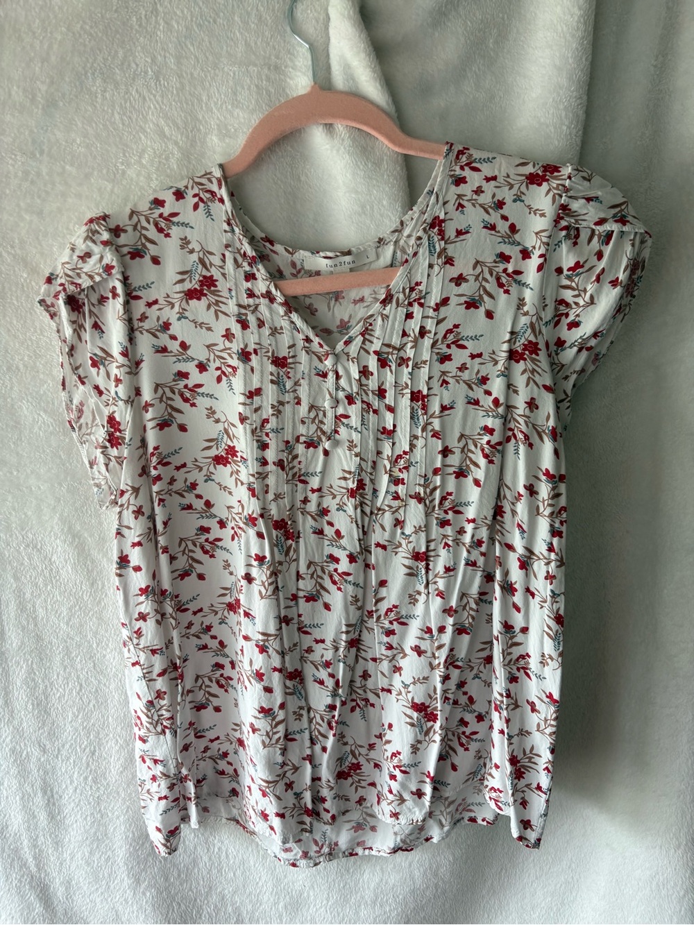 Fun2Fun Floral Pintuck Blouse Ivory Red Blue Size L